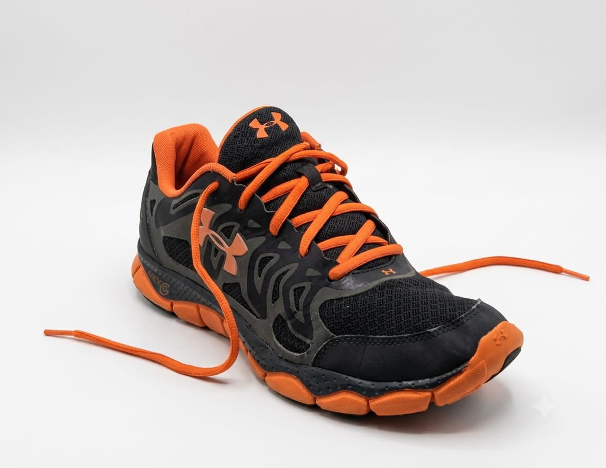 Under Armour Micro G Engage BL Running Shoes - Image 2