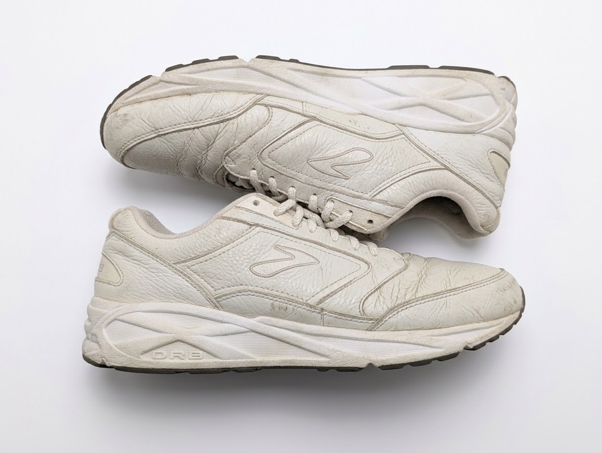 Brooks Addiction Walker - Image 2