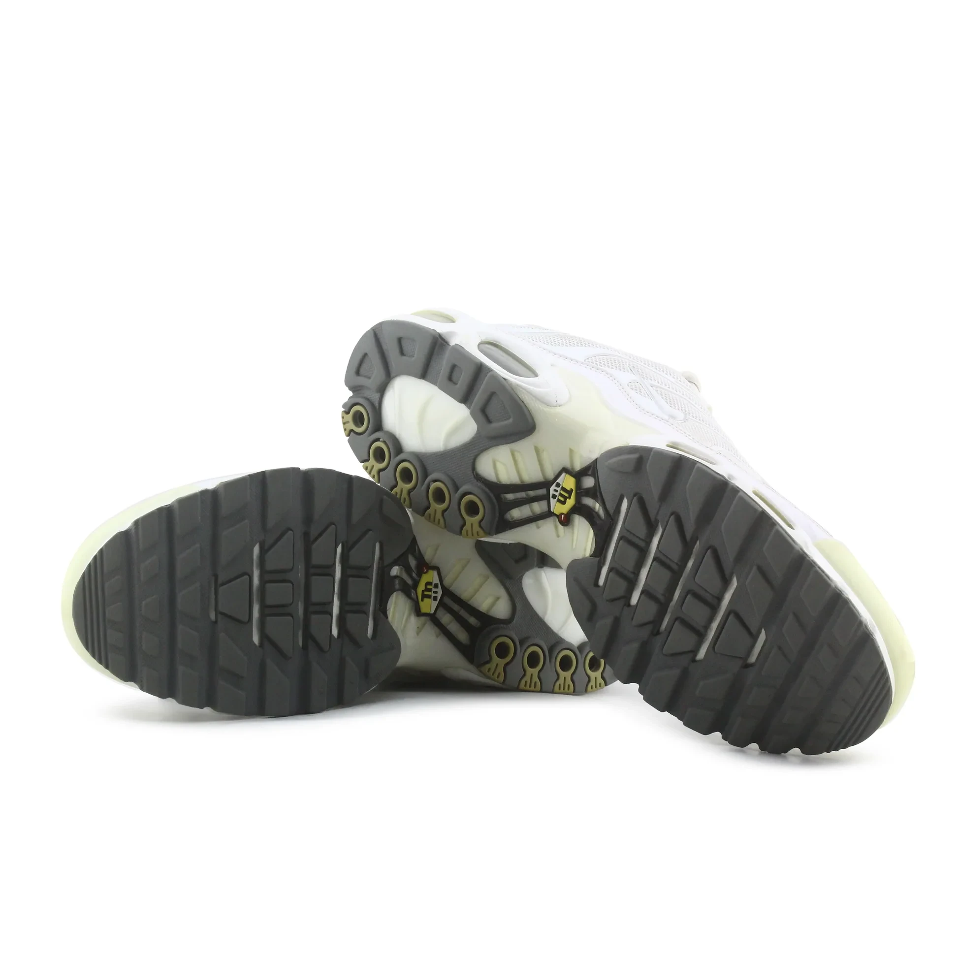 Nike Air Max Plus - Image 4